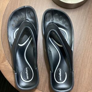 Aerothotic Flip Flops Black size 39
